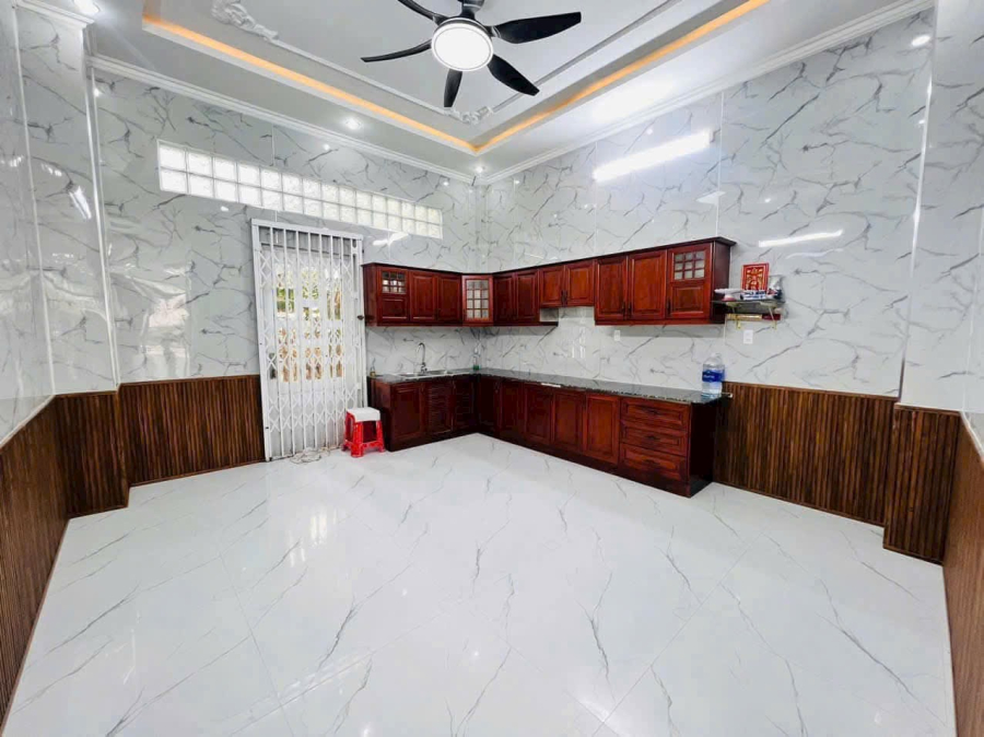 Nhà đẹp Hưng Phú gần Trường Trần Đại Nghĩa